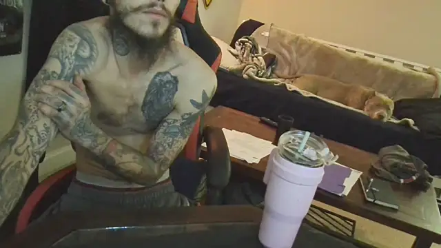 Snapshot of XMeF10 chatting on 02-26-25, 01:53 XMeF10 online show from 02-26-25, 01:53