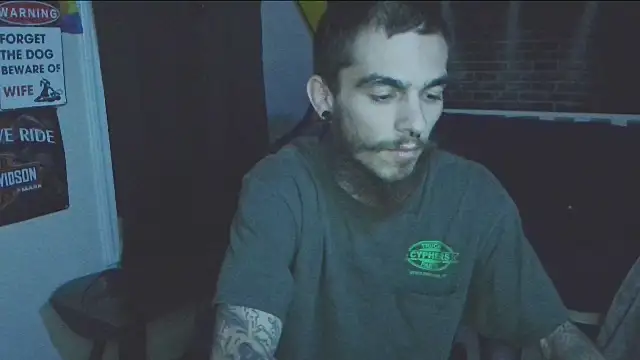 Snapshot of XMeF10 chatting on 03-02-25, 10:03 XMeF10 online show from 03-02-25, 10:03