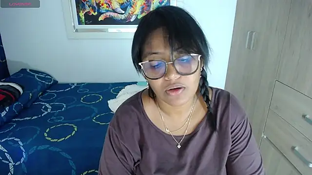 miajoseph  online show from 01-26-25, 03:59