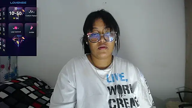 miajoseph  online show from 10-27-25, 02:26