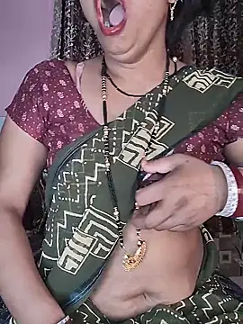 Snapshot of Shivani_Mumbai85 chatting on 03-07-26, 05:54 Shivani Mumbai85 online show from 03-07-26, 05:54