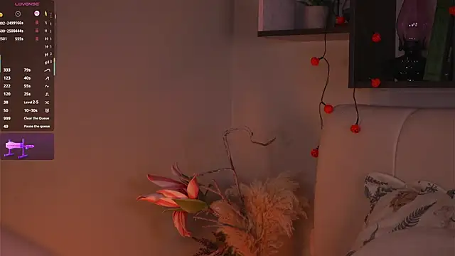 MiaBanger online show from 11-08-25, 03:45