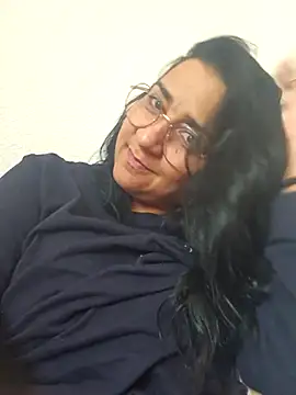paulinaDiaz1 online show from 05-06-26, 01:27