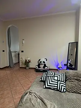 MichelleCara online show from 05-11-26, 07:47