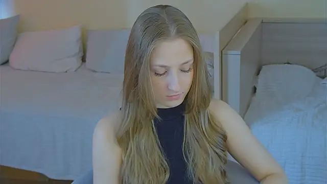 BritneyCruze online show from 04-11-26, 09:46