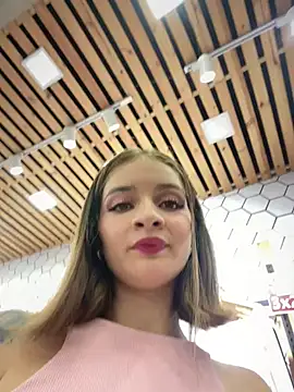 Alicia barbie online show from 12-21-24, 03:53