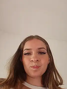 Alicia barbie online show from 02-05-25, 12:38