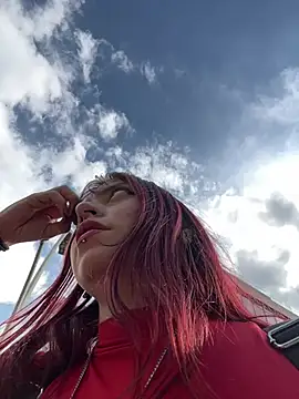 Alicia barbie online show from 02-22-26, 09:13