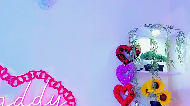 MaddyParisi online show from 02-09-25, 04:14