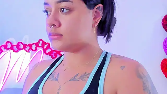 MaddyParisi online show from 02-23-25, 09:05