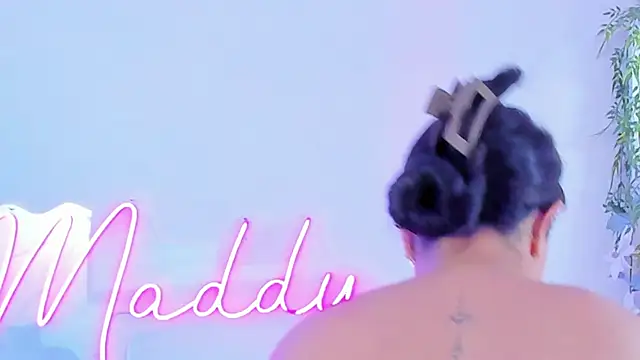 MaddyParisi online show from 03-08-25, 07:31