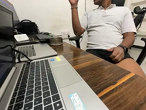 real meet girl finding in online show from 10-13-25, 07:19