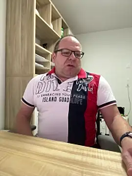 Snapshot of coupleLatinaLovers chatting on 03-09-26, 06:06 coupleLatinaLovers online show from 03-09-26, 06:06