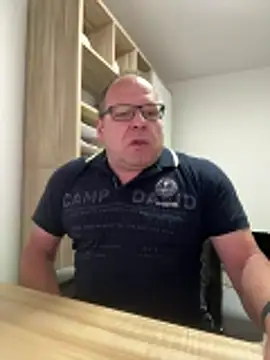 Snapshot of coupleLatinaLovers chatting on 04-13-26, 05:02 coupleLatinaLovers online show from 04-13-26, 05:02