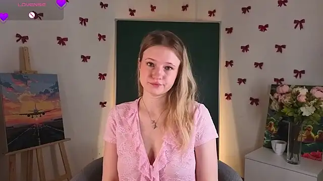 MaydaFoulk online show from 02-15-26, 01:24