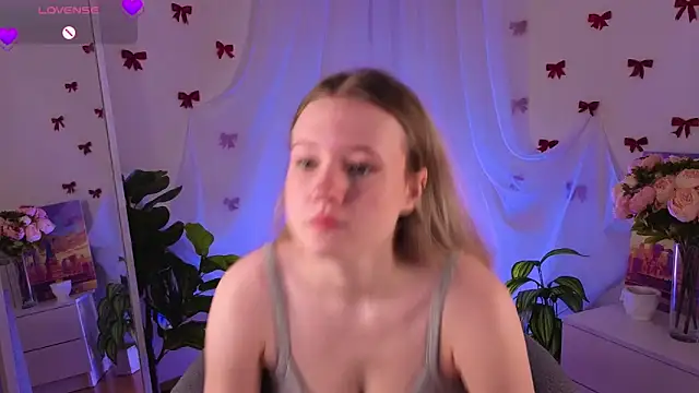 MaydaFoulk online show from 02-24-26, 01:14