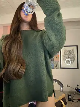 aly golden  online show from 03-21-26, 08:19