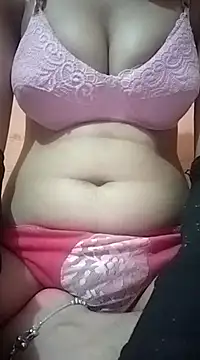 Snapshot of Shanvi_Tyagi chatting on 12-29-24, 02:27 Shanvi Tyagi online show from 12-29-24, 02:27