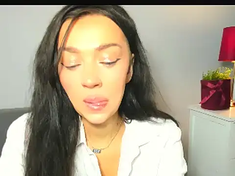 OliviaFantasy online show from 02-03-26, 10:31