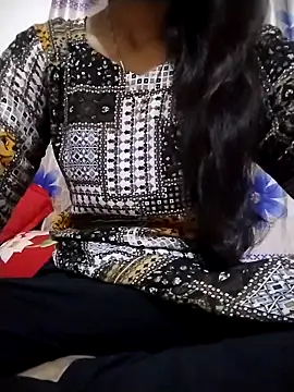 Snapshot of Nadia-2 chatting on 01-15-26, 11:19 Nadia-2 online show from 01-15-26, 11:19