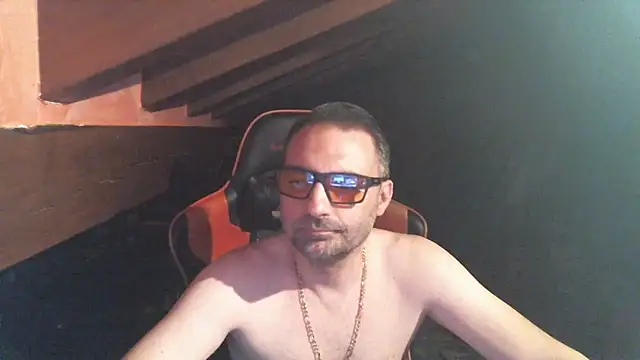 Snapshot of 6996horus chatting on 09-08-25, 11:26 6996horus online show from 09-08-25, 11:26