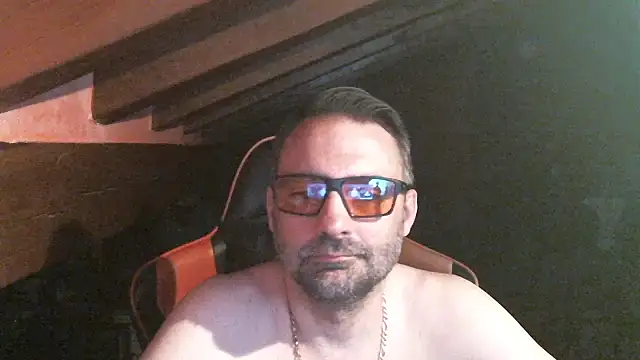 Snapshot of 6996horus chatting on 09-14-25, 03:38 6996horus online show from 09-14-25, 03:38