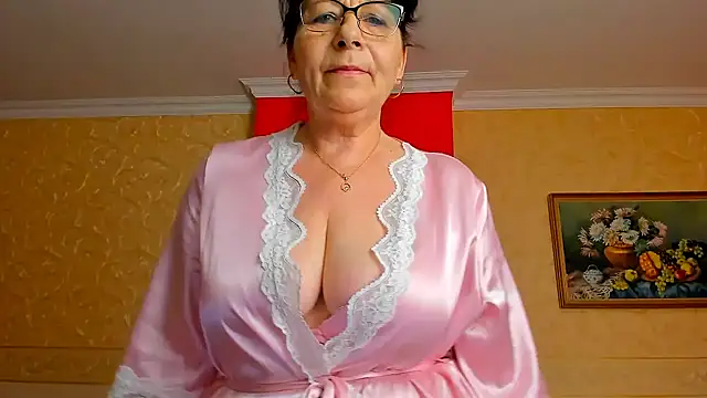 Snapshot of sweetangell69_ chatting on 06-14-26, 03:52 sweetangell69 online show from 06-14-26, 03:52