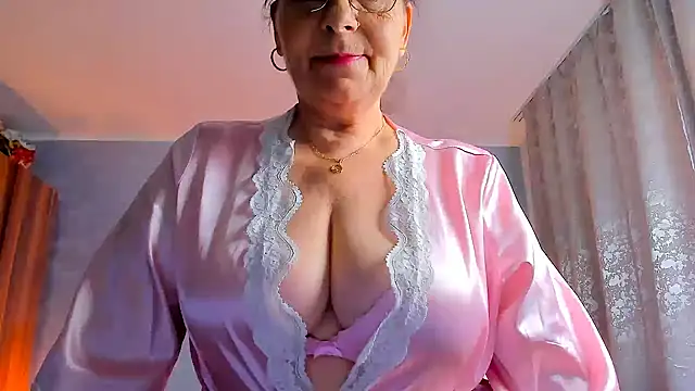 Snapshot of sweetangell69_ chatting on 07-05-26, 03:13 sweetangell69 online show from 07-05-26, 03:13