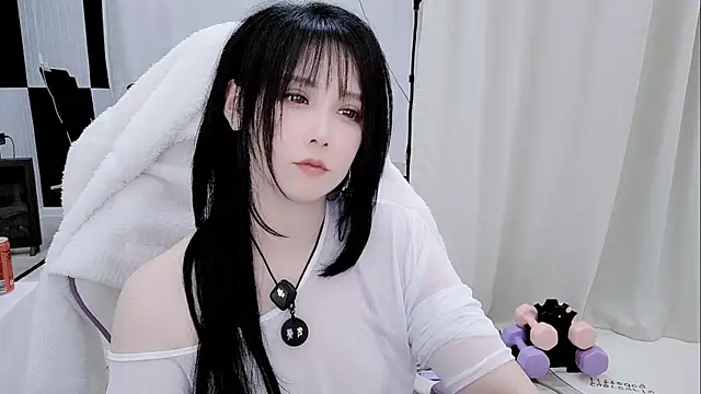 Snapshot of Vaness-a chatting on 04-21-26, 05:28 Vaness-a online show from 04-21-26, 05:28