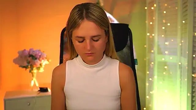 DeboraLarson online show from 04-02-26, 03:04