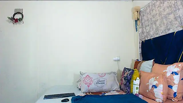 veronica1xxx online show from 05-26-26, 08:38