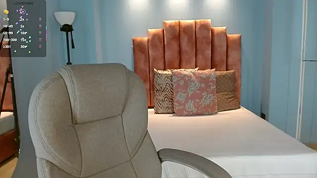 Snapshot of sussy_leon chatting on 05-27-26, 12:13 sussy leon online show from 05-27-26, 12:13