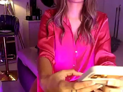 trippy tina online show from 06-12-26, 12:26