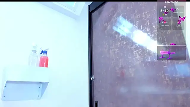 Snapshot of zoi_jazmin chatting on 04-06-26, 04:46 zoi jazmin online show from 04-06-26, 04:46