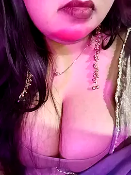 Suhanakhan00 online show from 03-26-26, 08:20