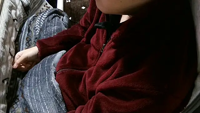 Snapshot of cinnabar_red chatting on 04-06-26, 03:37 cinnabar red online show from 04-06-26, 03:37