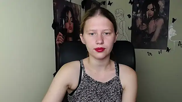 Snapshot of StellaCRL chatting on 06-18-26, 06:35 StellaCRL online show from 06-18-26, 06:35
