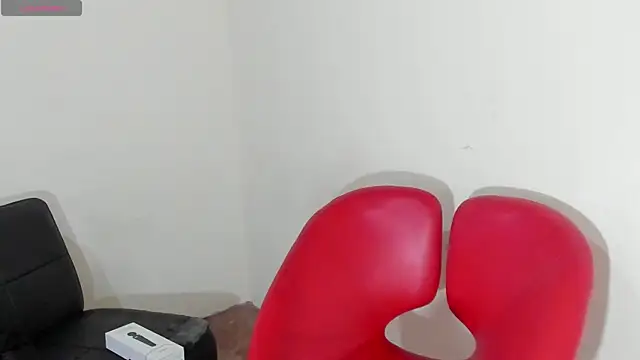 sharoncute1 online show from 04-17-26, 03:04