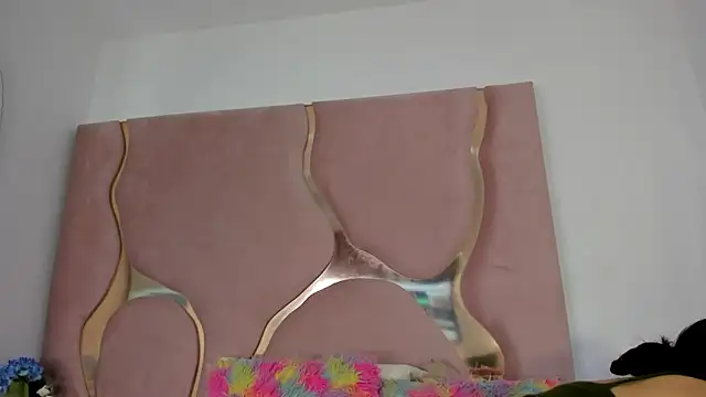 Snapshot of Sofia-candyht chatting on 03-31-26, 08:31 Sofia-candyht online show from 03-31-26, 08:31