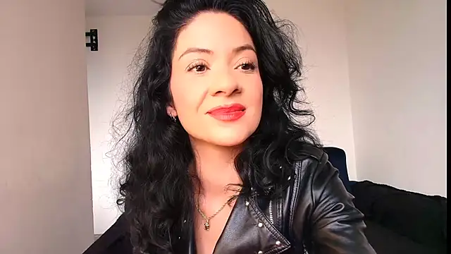 miabeautyxx online show from 03-11-26, 02:12