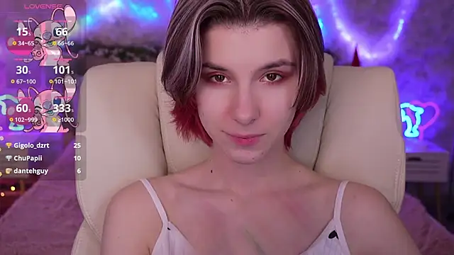 Snapshot of HaylaAmber chatting on 01-27-25, 11:33 HaylaAmber online show from 01-27-25, 11:33