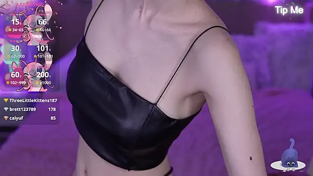 Snapshot of HaylaAmber chatting on 03-23-25, 04:27 HaylaAmber online show from 03-23-25, 04:27