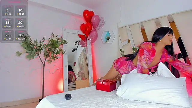 Snapshot of EthanCollens chatting on 02-14-26, 10:17 EthanCollens online show from 02-14-26, 10:17