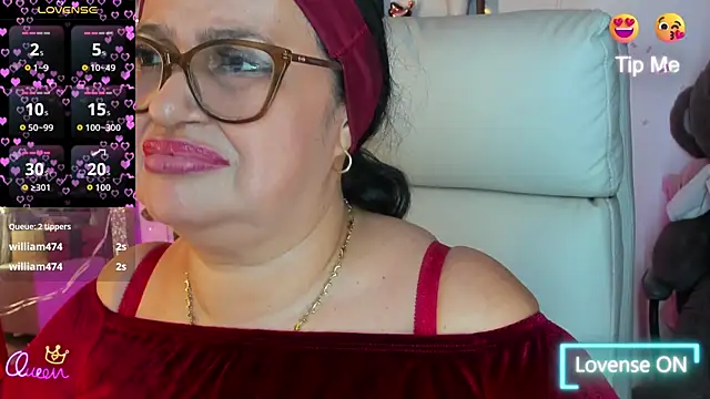 Gia Nahomi online show from 05-15-26, 11:34