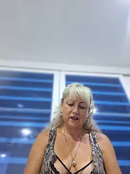 almaluna7 online show from 04-09-26, 11:43
