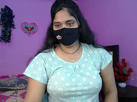 Hot Maleka online show from 03-16-26, 01:33