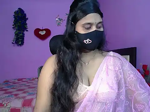 Hot Maleka online show from 05-14-26, 04:47