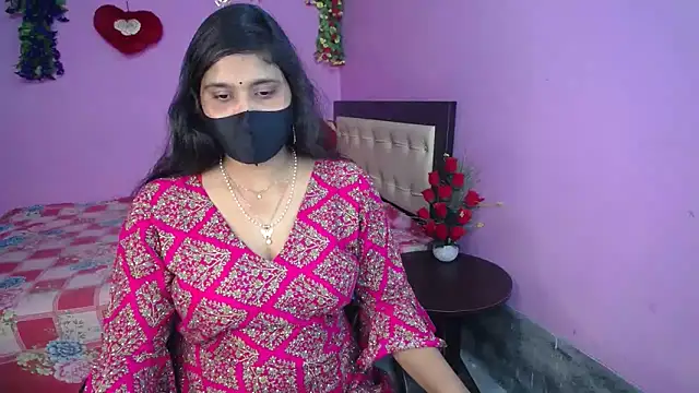 Hot Maleka online show from 06-03-26, 05:07