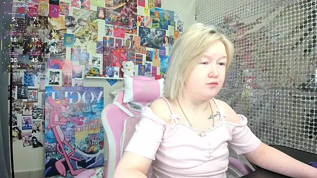 Sara Robinson online show from 03-27-26, 03:01