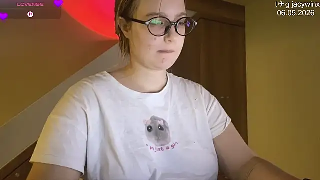 JacyWinslat online show from 05-07-26, 11:37